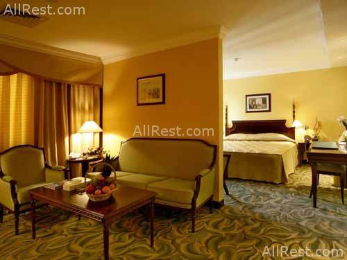Carlton Tower Hotel 3